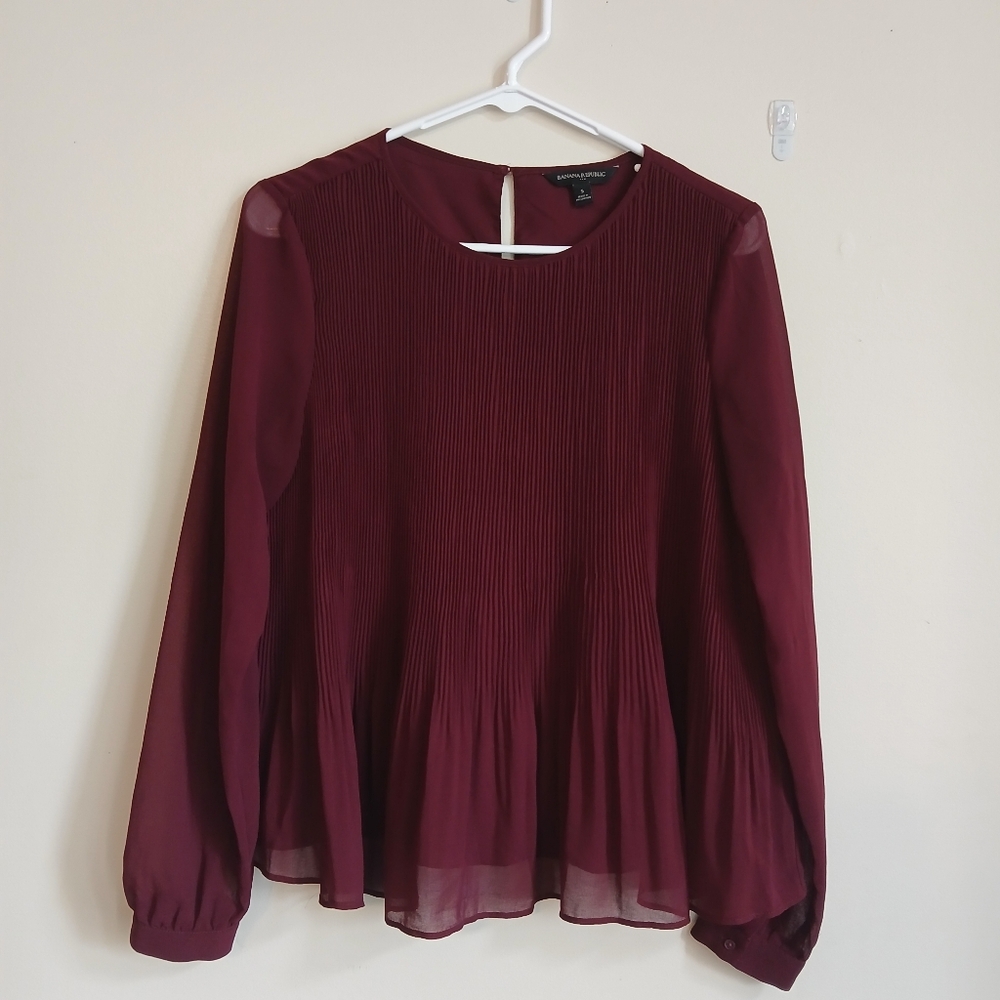 Banana Republic Wine Pleated Long-Sleeve Blouse